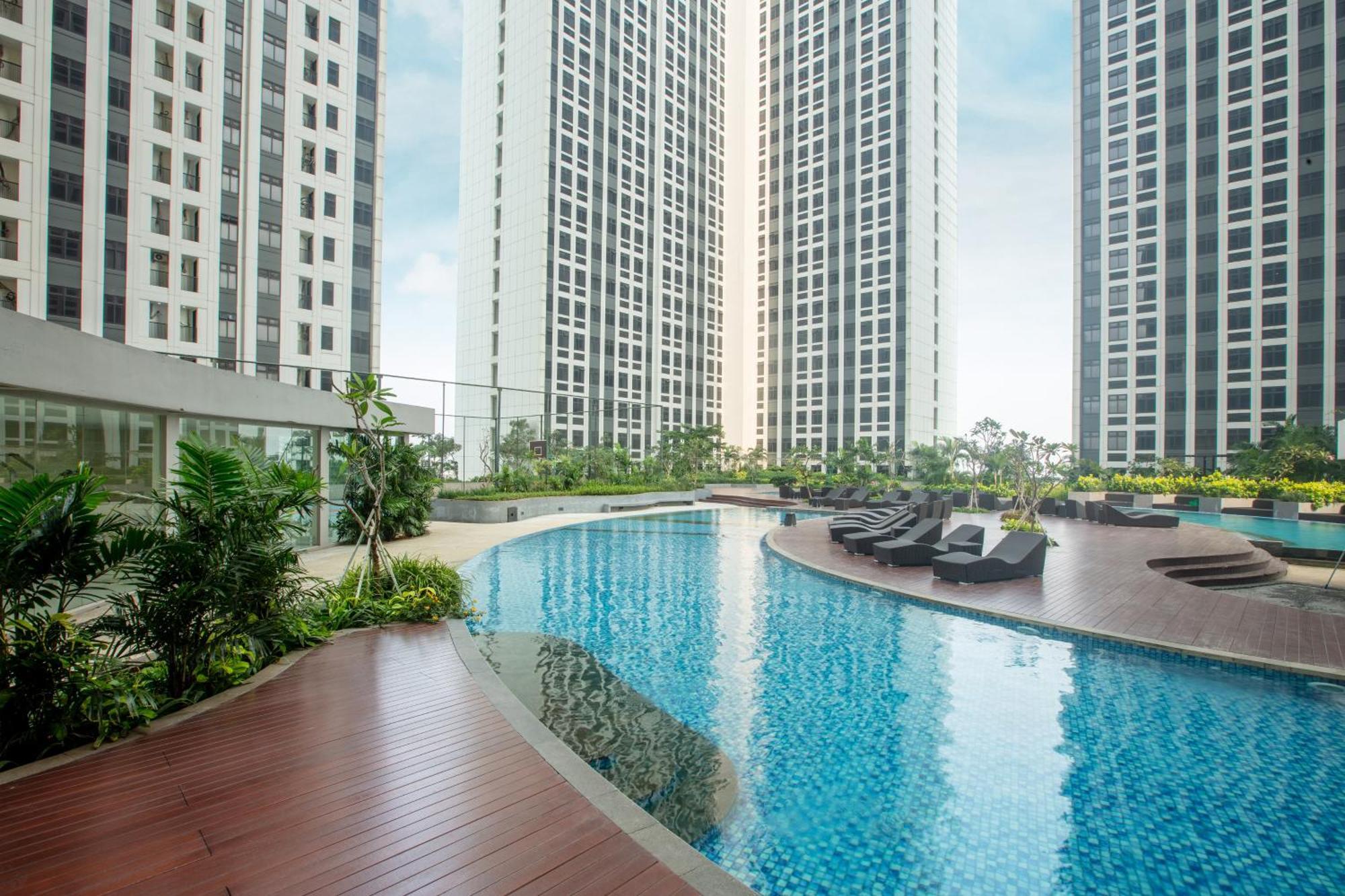 Louis Kienne Cikarang Hotel & Service Apartment Bekasi Zewnętrze zdjęcie
